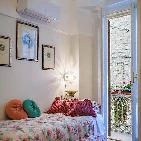 Corso Vittorio 3* Venosa