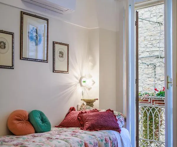 Corso Vittorio 3* Venosa